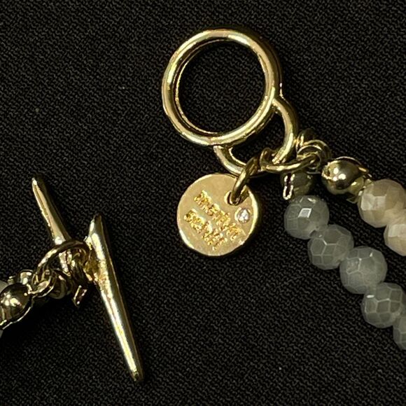 ~ NEW Marlyn Schiff Rare Beaded Bracelet Gray Double Lightning Bolt Toggle Gold - Picture 4 of 11